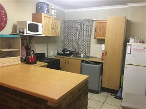 2 Bed Townhouse in Zwartkop