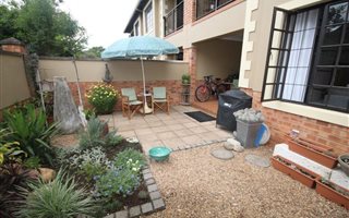1 Bedroom Apartment in Clifton Hill Estate