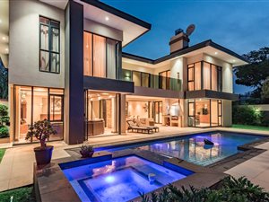 4 Bed House in Waverley