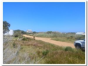660 m² Land available in Pringle Bay