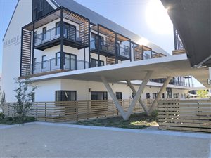 1 Bed Apartment in Paardevlei