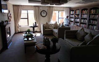 1 Bedroom Apartment in Olivedale