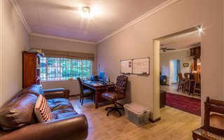 4 Bedroom House in Lynnwood Manor