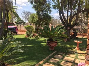 2 Bed Townhouse in Karen Park