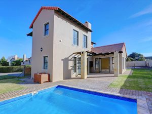 3 Bed House in Blanco
