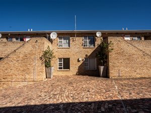 2 Bed Townhouse in Grahamstown Central