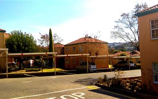 2 Bedroom Apartment in Linmeyer