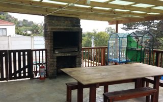 2 Bedroom House in Knysna Heights