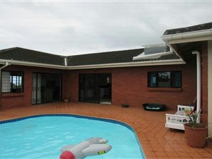 3 Bed House in Amanzimtoti