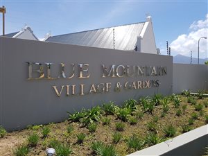 923 m² Land available in Blue Mountain Village