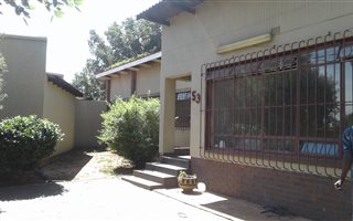 4 Bedroom House in Brenthurst