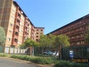 2 Bed Flat in Zwartkop
