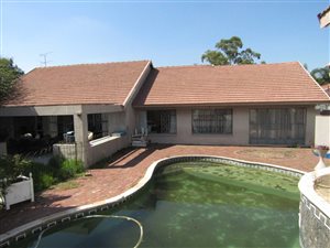 9 Bed House in Glenhazel