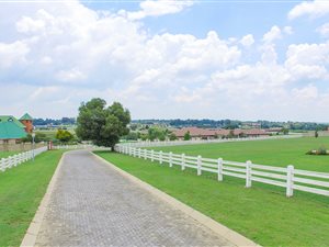 7500 m² Land available in Dunblane Estate
