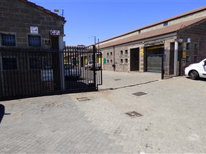 130 m² Industrial space in Montague Gardens