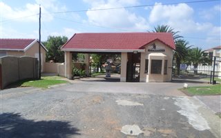 3 Bedroom Cluster in Meredale