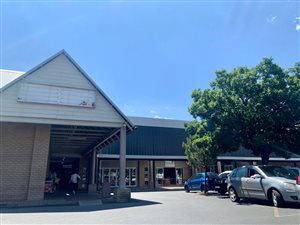 300 m² Retail Space in Sunward Park