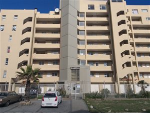 2 Bed House in Waves Edge