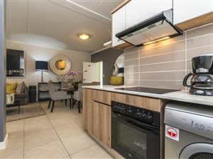 1 Bed Apartment in Linbro Park