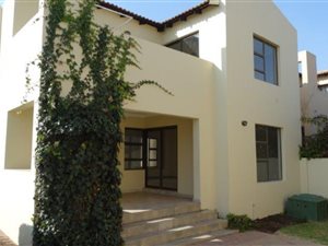 3 Bedroom Cluster in Dainfern Ext 16