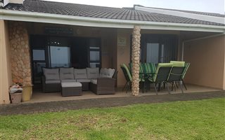 2 Bedroom Apartment in Hibberdene