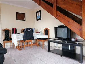 3 Bed House in Lotus Park