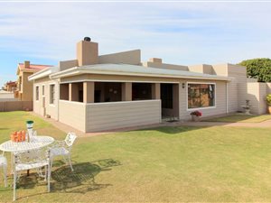 4 Bed House in Bay View