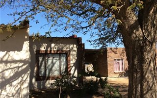 8.5 ha Farm in Bendor