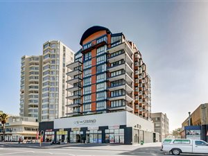 2 Bed Apartment in Strand Central