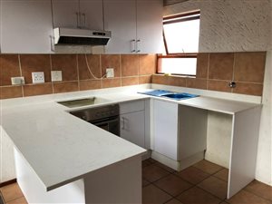 1 Bed Apartment in Bryanston West