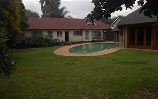 4 Bedroom House in Brackendowns