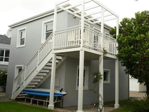 2 Bed House in Thesen Islands