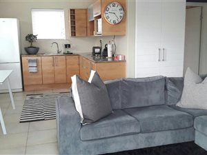 2 Bed House in Thesen Islands