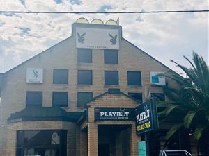 206 m² Retail Space in Springs Central