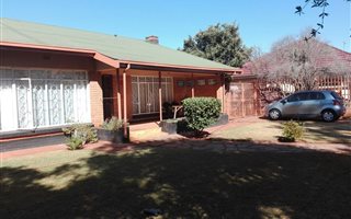 3 Bedroom House in Oberholzer