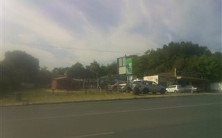 Commercial space in Kew