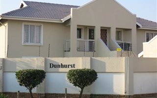 2 Bedroom Townhouse in Benoni AH