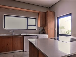 3 Bed House in Hillcrest Central
