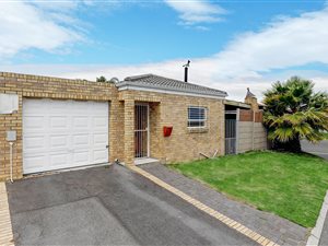 3 Bed House in Jagtershof