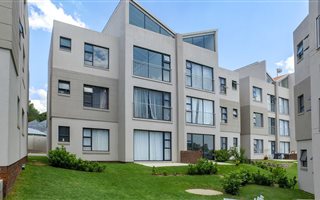 2 Bedroom Apartment in Fourways
