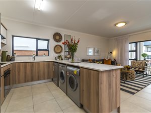 2 Bed Apartment in Linbro Park