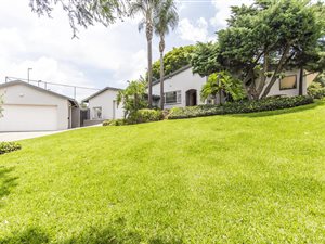 4 Bed House in Victory Park