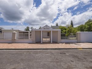 5 Bed House in Milnerton Central