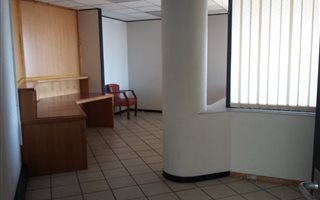 120 m² Commercial space in Fairview