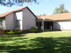 3 Bed House in Florauna