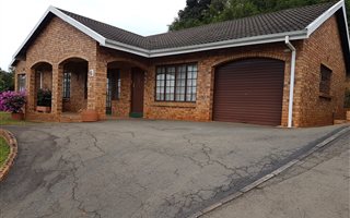 4 Bedroom Simplex in Lester Park