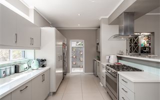 3 Bedroom House in Thorn Valley Estate