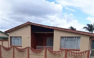 3 Bedroom House in Despatch