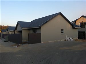 2 Bed Simplex in Meyersdal Nature Estate