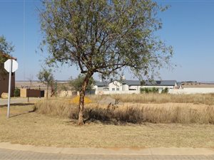 2033 m² Land available in Aqua Vista